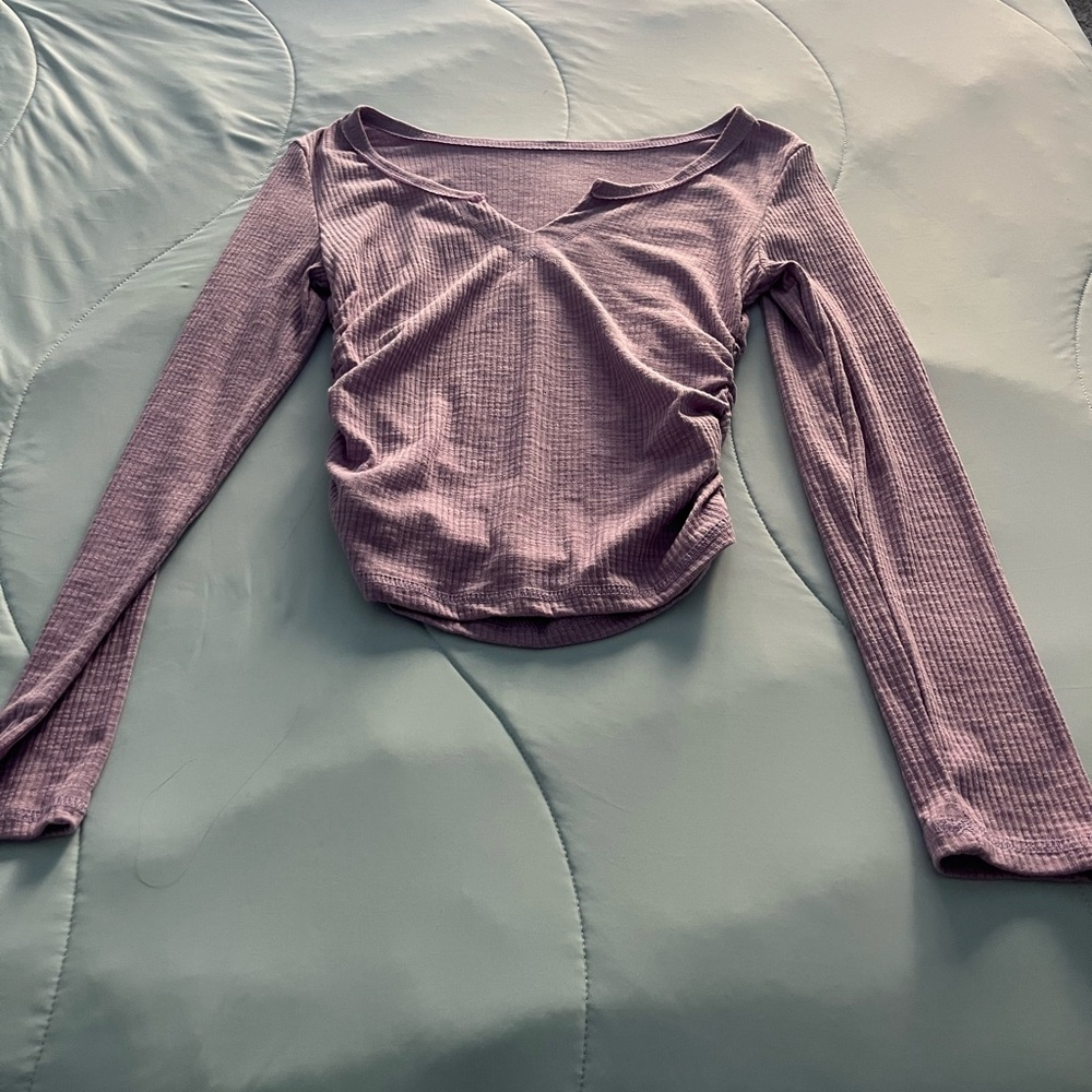 Women's Long Sleeve V-Neck Top - Purple